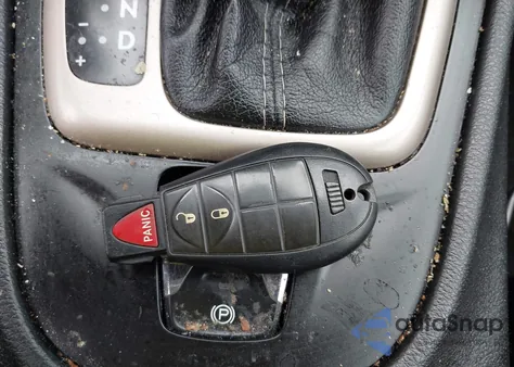 2014 Jeep Cherokee Latitude z USA, uszkodzony, nr VIN 1C4PJMCS8EW125834